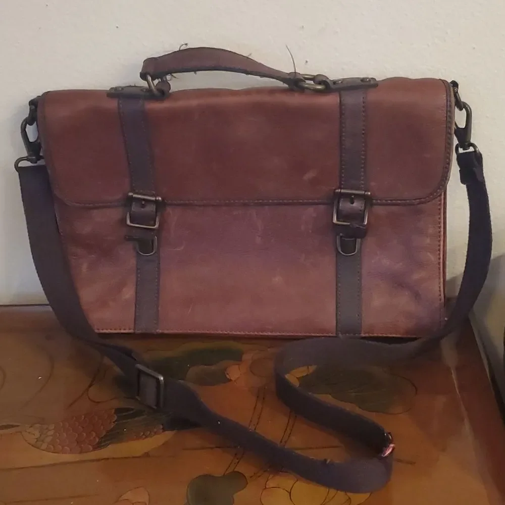 Vintage Fossil Leather Crossbody Messenger Laptop Bag